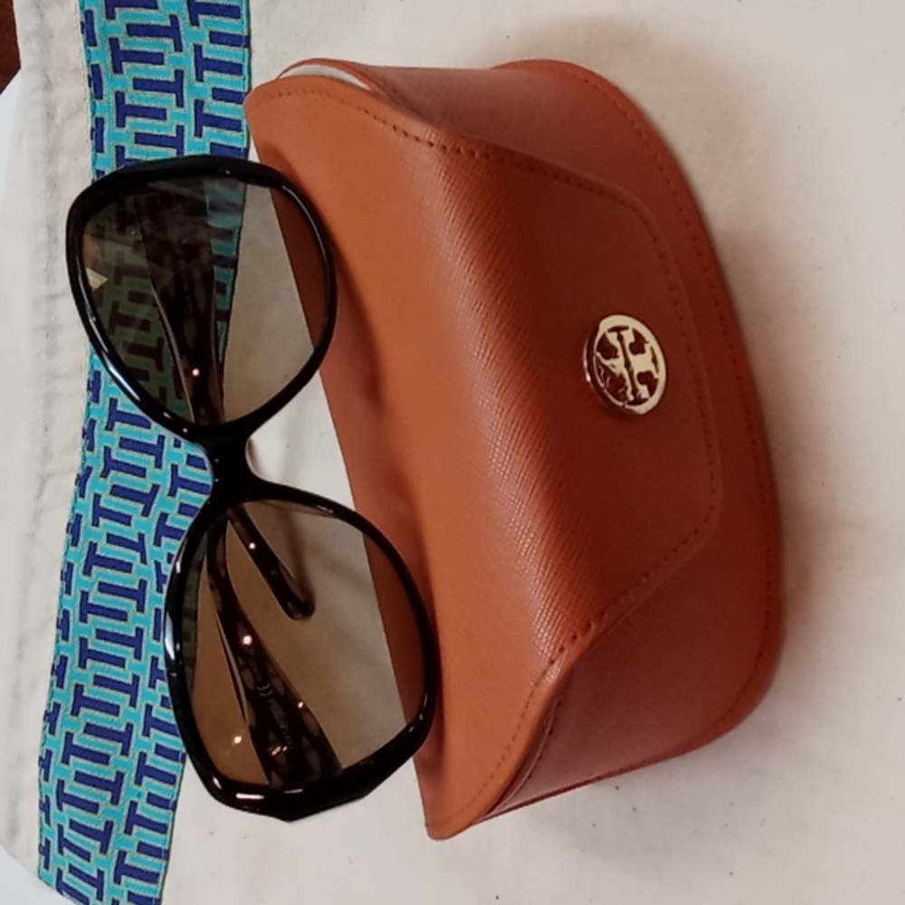 🍊 Tory Burch Black & Rose-Gold Polarized Sunglasses Pre-owned